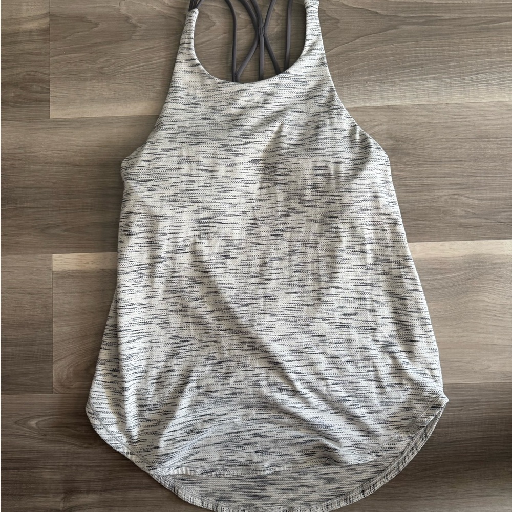 Lululemon Women's Tank Top sz 6